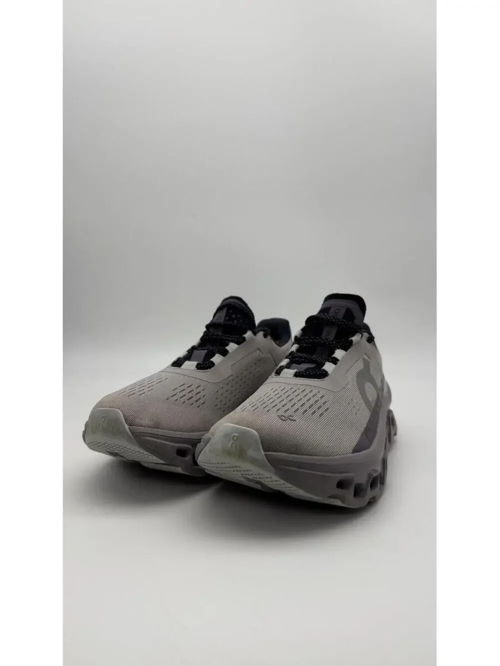 On Cloudmonster Women's‎ Running Shoe Pearl Arctic Size 10.5